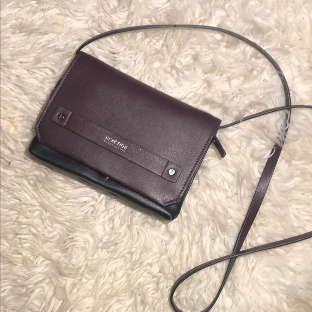 Reaction by Kenneth Cole Crossbody Purse